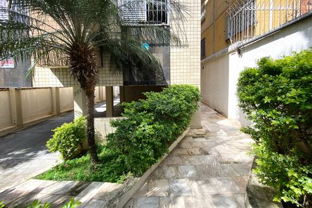 Apartamento à venda com 62m², 2 quartos e 1 vagaEntrada