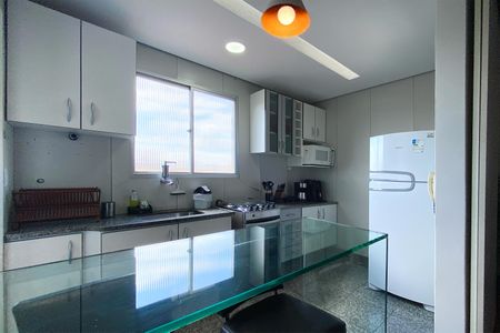 Apartamento à venda com 62m², 2 quartos e 1 vagaCozinha