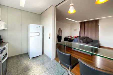 Apartamento à venda com 62m², 2 quartos e 1 vagaCozinha