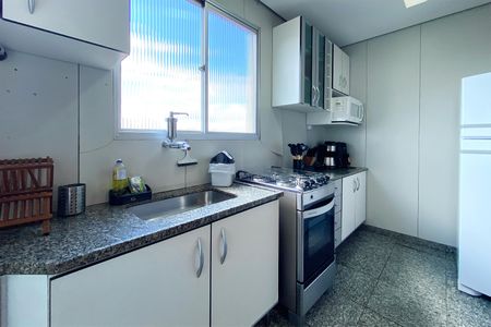 Apartamento à venda com 62m², 2 quartos e 1 vagaCozinha