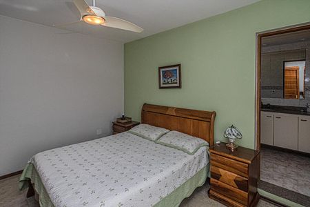 Casa à venda com 221m², 3 quartos e 2 vagassuíte_3
