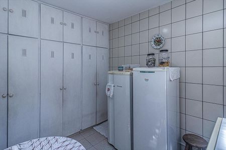 Casa à venda com 221m², 3 quartos e 2 vagasquarto de serviço_3