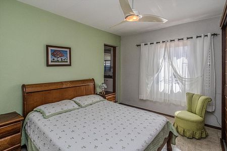 Casa à venda com 221m², 3 quartos e 2 vagassuíte_1