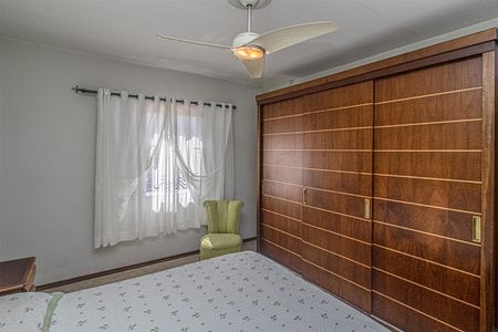 Casa à venda com 221m², 3 quartos e 2 vagassuíte_2
