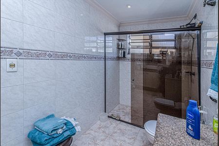 Casa à venda com 221m², 3 quartos e 2 vagasbanheiro na suíte_2