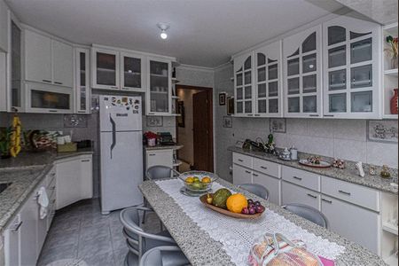 Casa à venda com 221m², 3 quartos e 2 vagascozinha_4