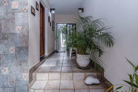 Casa à venda com 221m², 3 quartos e 2 vagashall de entrada_2