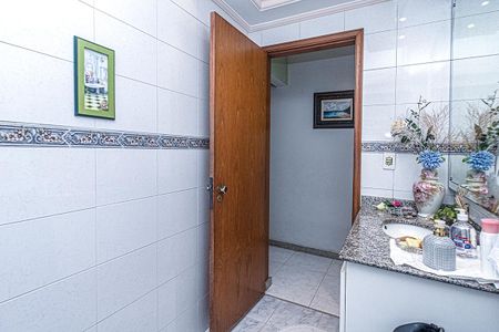 lavabo_3 de casa à venda com 3 quartos, 221m² em São João Climaco, São Paulo