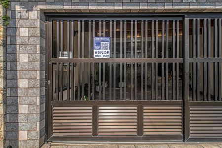 Casa à venda com 221m², 3 quartos e 2 vagasplaca do Quinto andar_1
