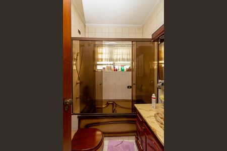 Casa à venda com 300m², 3 quartos e 3 vagasBanheiro da Suíte