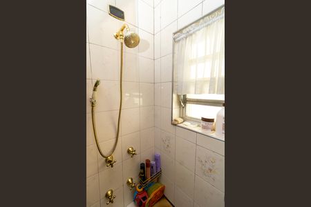 Casa à venda com 300m², 3 quartos e 3 vagasBanheiro da Suíte