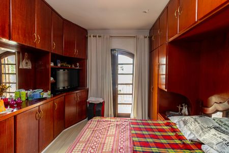 Casa à venda com 300m², 3 quartos e 3 vagasSuíte