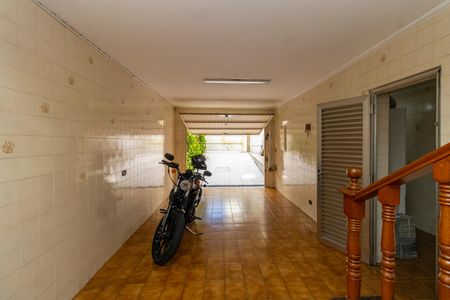 Casa à venda com 300m², 3 quartos e 3 vagasGaragem