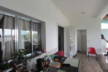 Casa à venda com 450m², 4 quartos e 7 vagasCozinha 2