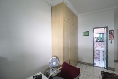 Casa à venda com 450m², 4 quartos e 7 vagasSuite 2