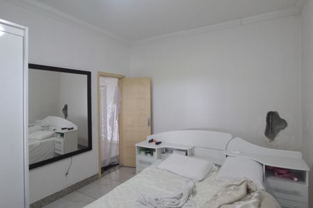 Casa à venda com 450m², 4 quartos e 7 vagasSuite 3