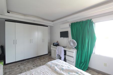Casa à venda com 450m², 4 quartos e 7 vagasSuite 1
