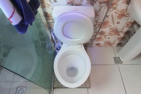 Casa à venda com 450m², 4 quartos e 7 vagasBanheiro da Suite 2