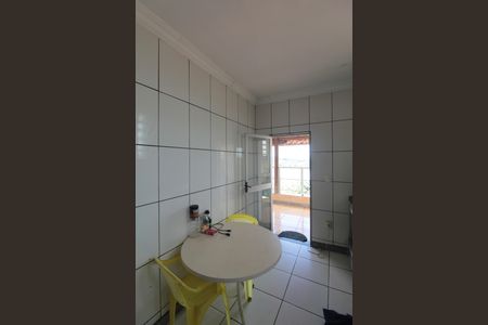 Casa à venda com 450m², 4 quartos e 7 vagasCozinha 1