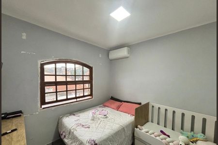 Casa à venda com 59m², 4 quartos e 2 vagasQuarto 3