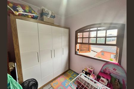 Casa à venda com 59m², 4 quartos e 2 vagasQuarto 2