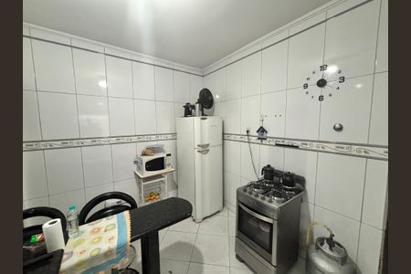 Casa à venda com 59m², 4 quartos e 2 vagasCozinha 2