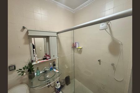Casa à venda com 59m², 4 quartos e 2 vagasBanheiro 2