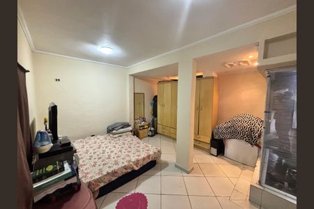 Casa à venda com 59m², 4 quartos e 2 vagasQuarto 4