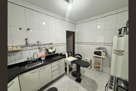Casa à venda com 59m², 4 quartos e 2 vagasCozinha 2