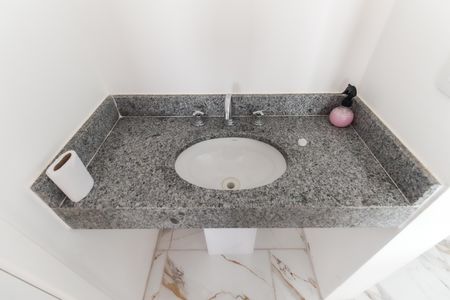Apartamento para alugar com 33m², 2 quartos e sem vagaBanheiro