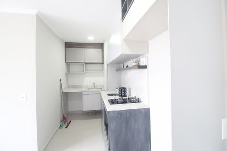 Cozinha de apartamento para alugar com 2 quartos, 34m² em Jurubatuba, São Paulo