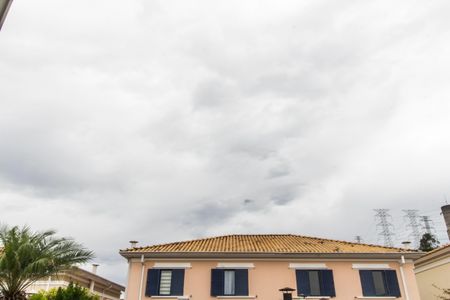 Casa de condomínio à venda com 200m², 3 quartos e 2 vagasVista do Quarto 3