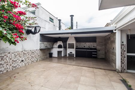 Casa de condomínio à venda com 200m², 3 quartos e 2 vagasÁrea gourmet