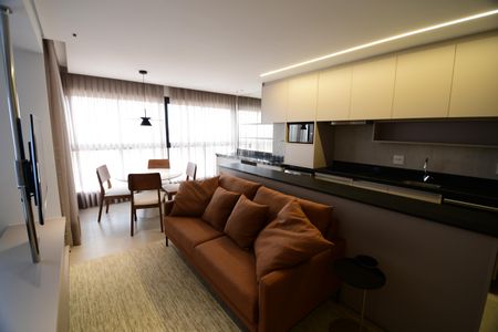 Sala de kitnet/studio para alugar com 1 quarto, 50m² em Nova Campinas, Campinas