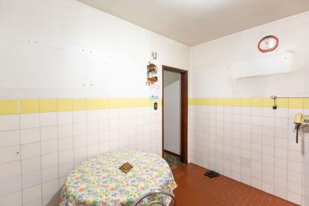 Casa à venda com 156m², 2 quartos e 2 vagasCozinha