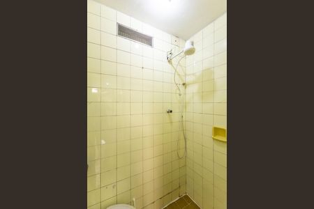 Casa à venda com 156m², 2 quartos e 2 vagasBanheiro de Serviço