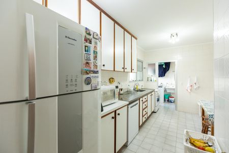 Apartamento à venda com 105m², 3 quartos e 1 vaga Apartamento à venda com 105m², 3 quartos e 1 vagaCozinha