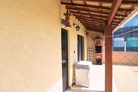 Apartamento à venda com 101m², 3 quartos e 1 vagaÁrea de Serviço