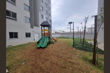 Apartamento para alugar com 36m², 2 quartos e 1 vaga Apartamento para alugar com 36m², 2 quartos e 1 vagaÁrea comum - Playground