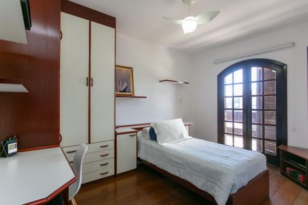 Casa para alugar com 299m², 3 quartos e 3 vagasQuarto 2