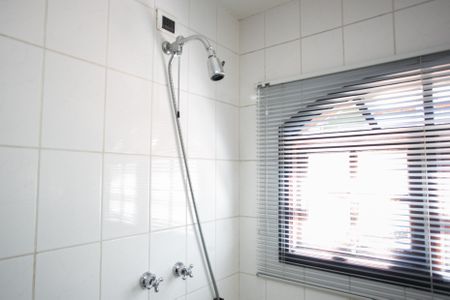 Casa para alugar com 299m², 3 quartos e 3 vagasBanheiro 2