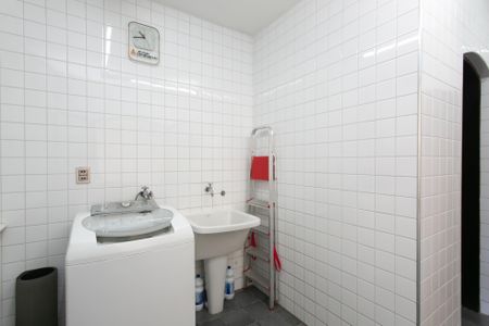 Casa para alugar com 299m², 3 quartos e 3 vagasÁrea de Serviço 