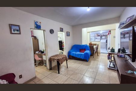 Sala de casa para alugar com 2 quartos, 70m² em Vista Alegre, Rio de Janeiro