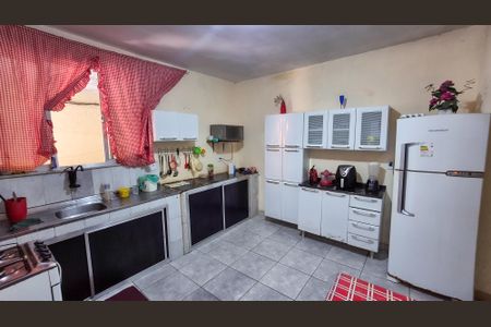 Casa para alugar com 70m², 2 quartos e 3 vagasCozinha 