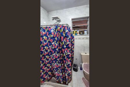 Casa para alugar com 70m², 2 quartos e 3 vagasBanheiro 