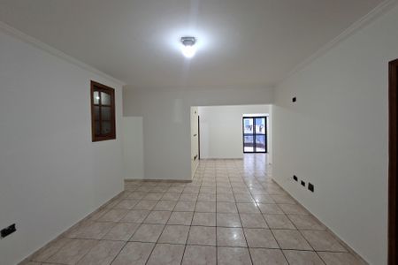 Apartamento para alugar com 3 quartos, 130m² em Canto do Forte, Praia Grande
