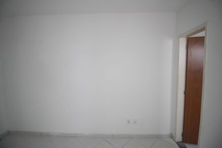 Casa para alugar com 48m², 2 quartos e sem vagaSuíte