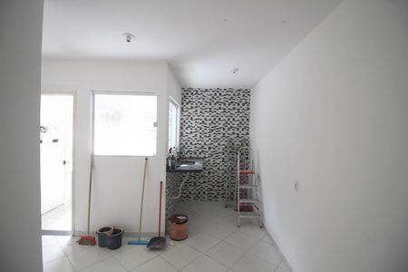 Sala de casa para alugar com 2 quartos, 48m² em Olinda, Nilópolis