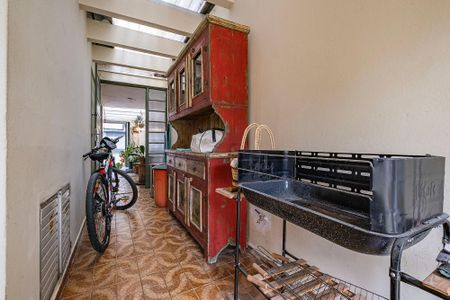 Casa à venda com 168m², 3 quartos e 2 vagasQuintal