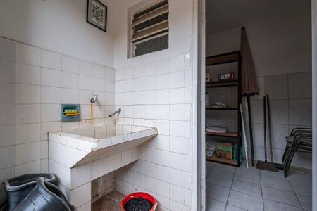 Casa à venda com 168m², 3 quartos e 2 vagasQuintal - Lavanderia